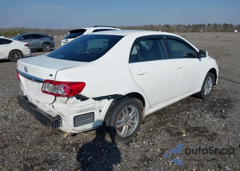 2013 Toyota Corolla Le z USA, uszkodzony, nr VIN 2T1BU4EE9DC980641